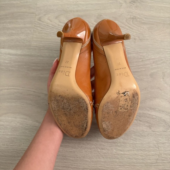 Dior brown fur logo heels - Picture 5 of 5